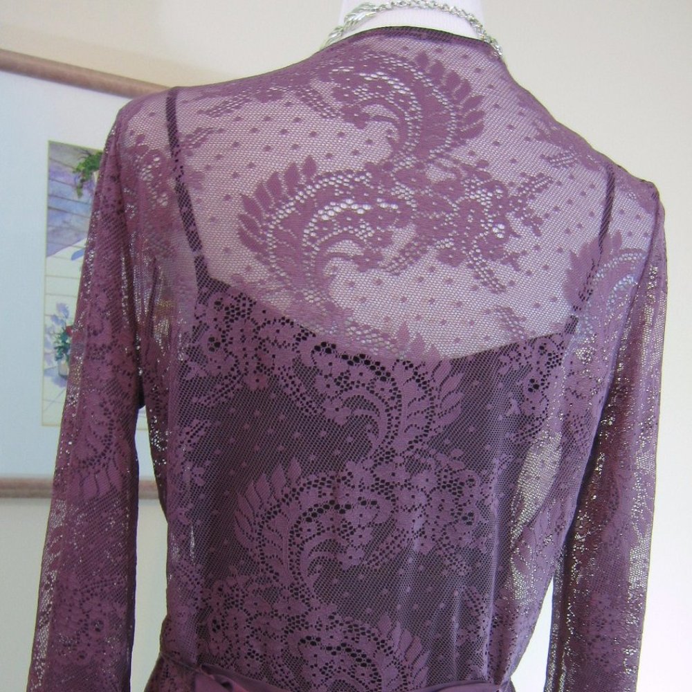 Raspberry Lace Wrap Blouse, Satin Belt  Sz L - Picture 4 of 11
